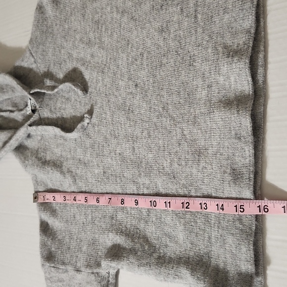 Topshop Cropped Top Sweater Grey Wool Blend Hooded Knit Women's SZ 8-10 Italy - Picture 14 of 16